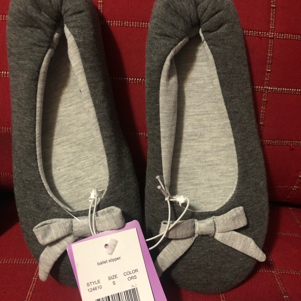 Women’s bootie slippers